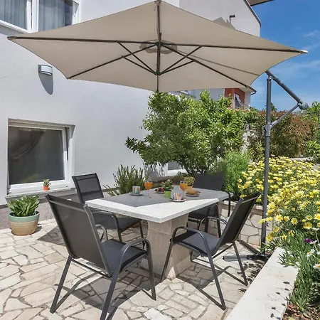 2 Bedroom Cozy In Daire *