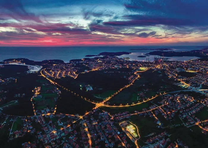 2 Bedroom Cozy In * Pula