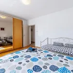 Gorgeous Apartment In Pula With Wifi